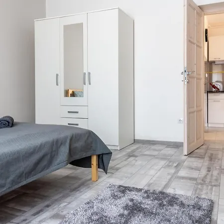 Nemeth アパート *